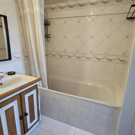 לינה וארוחת בוקר La Cour D'arblade