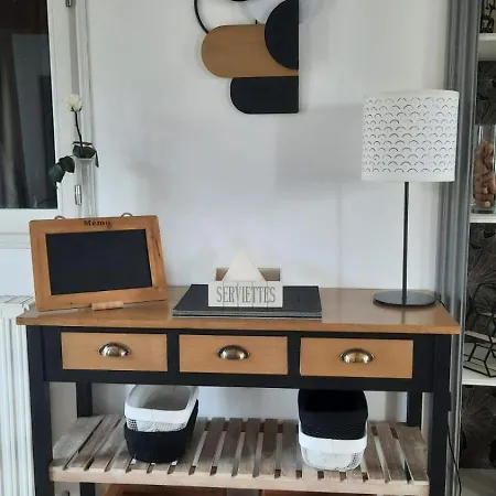 La Cour D'arblade 3*